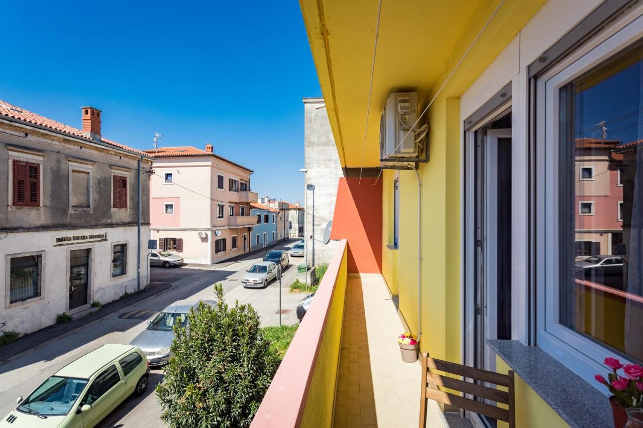 Sunny Apartment Ili Near Amfiteatar PUY Eksteriør bilde